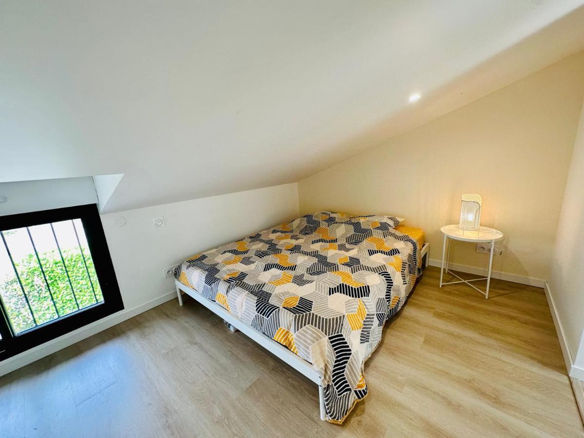 La Halte Occitane - Classe 3 Etoiles - Pour 6 Personnes, 3 Chambres, Parking, Terrasse, Tout Inclus มงโตบ็อง ภายนอก รูปภาพ